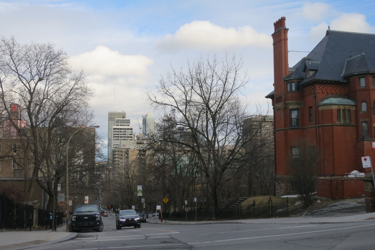 "an image of a street in Montreal"